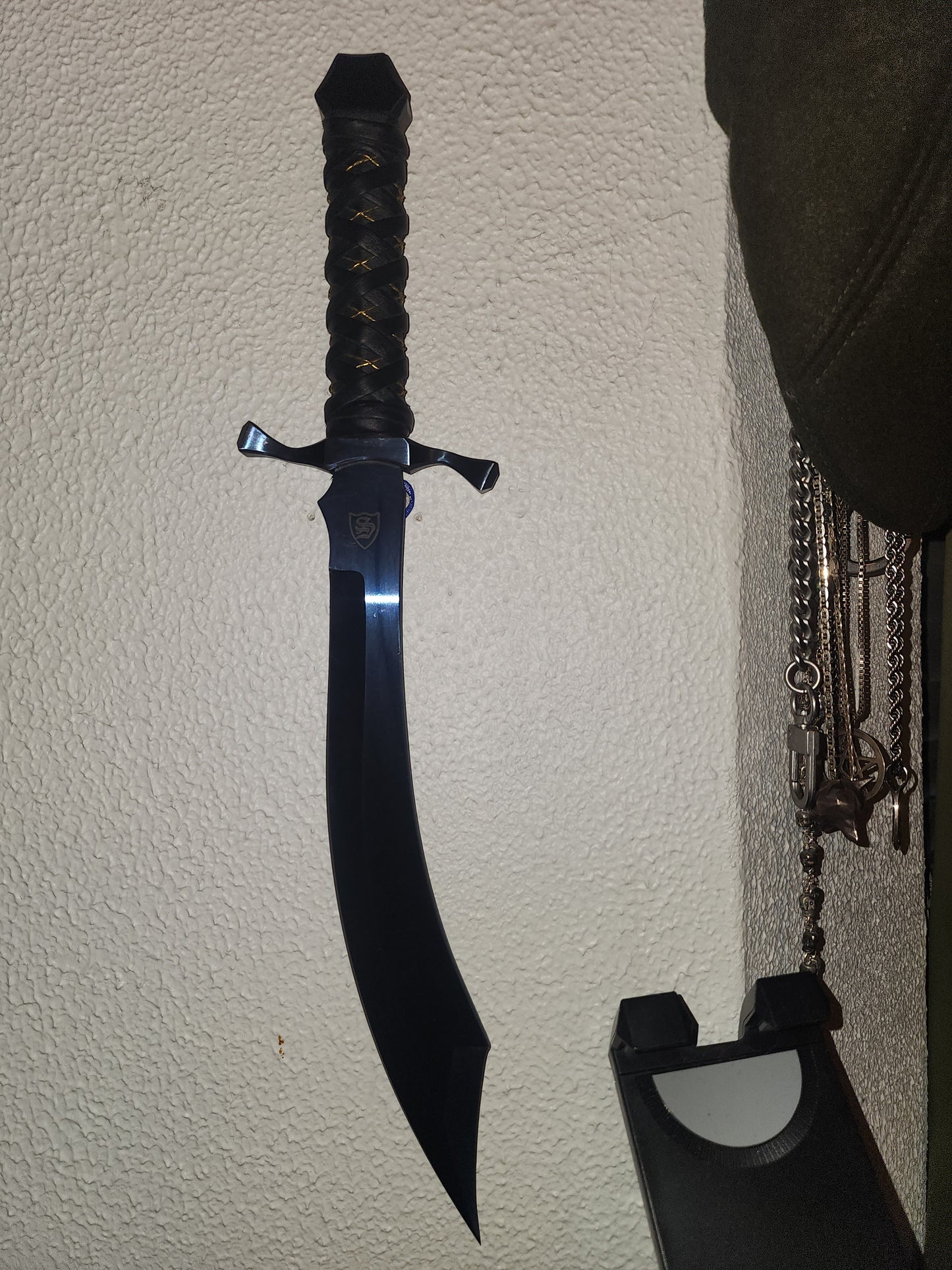 Large Invisible Sword Hanger - Stand-Off